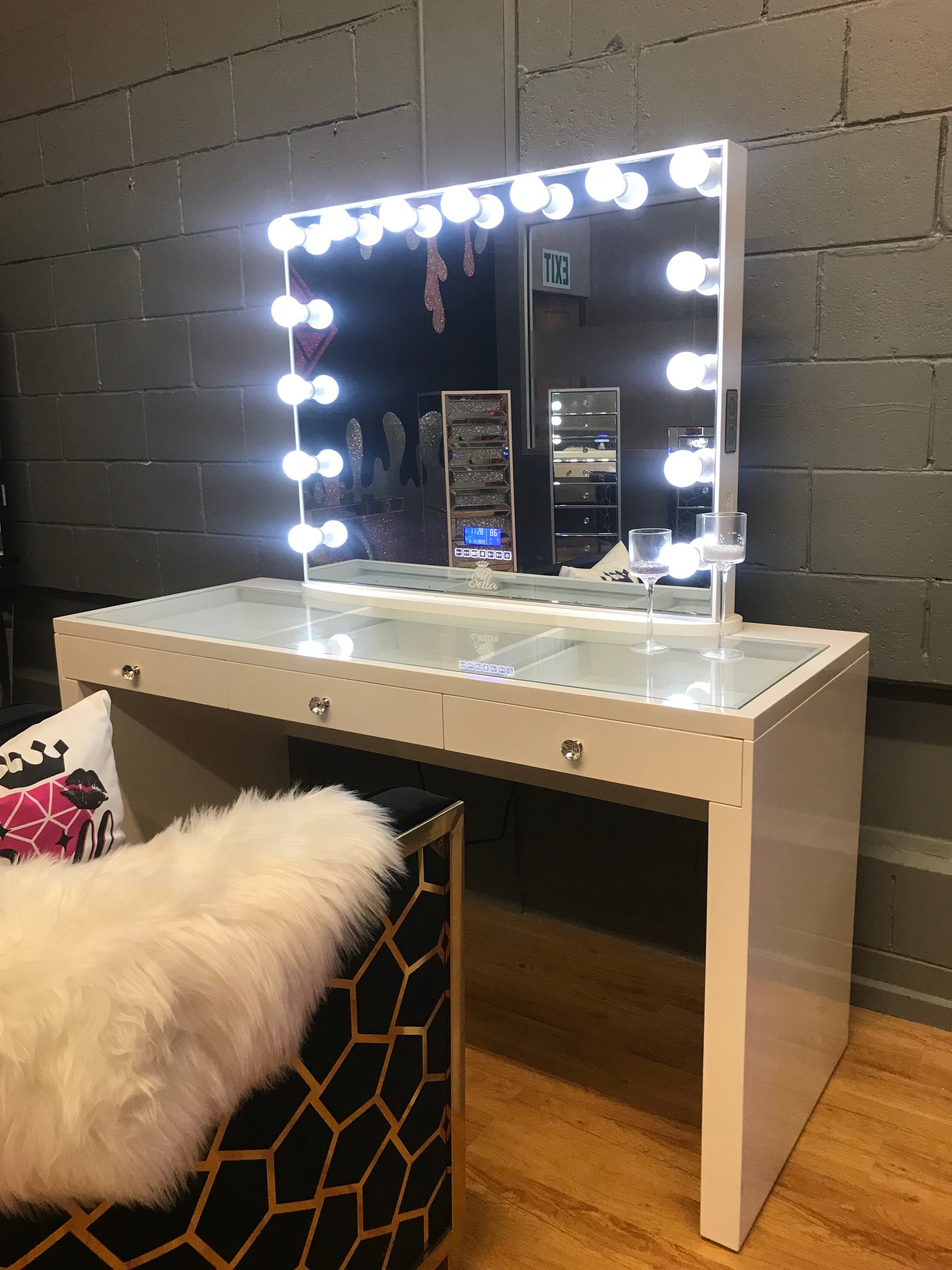 Hollywood Vanity Dresser